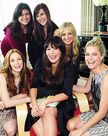 1317653459_lindsay price baby shower vert