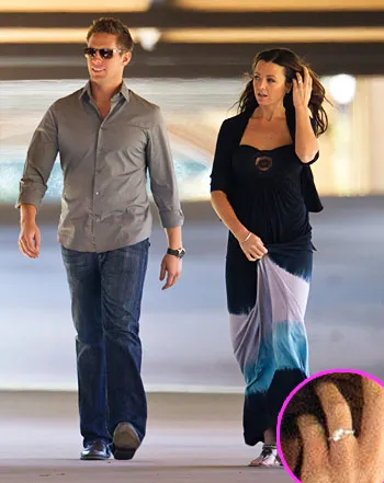 1317659388_holly durst blake julian engagement vert