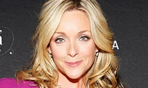 1318004305_jane krakowski 178