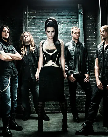 1318274397_amy lee vert