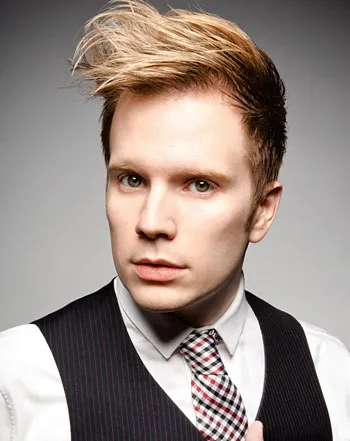 1318538183_patrick stump vert