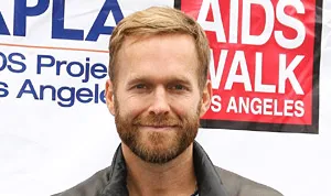 1318875438_bob harper 178