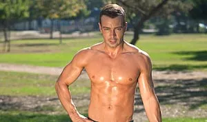 1319144898_joey lawrence 178