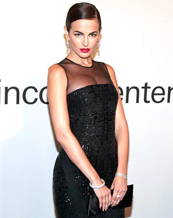 1319555108_camilla belle black dress vert