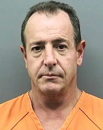 1319556305_michael lohan vert