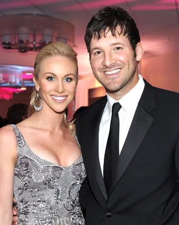 1319569518_tony romo candice crawford baby vert