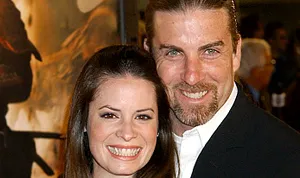 1321041691_holly marie combs 178