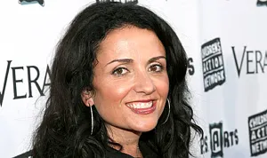 1321474747_jenni pulos 178