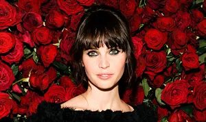 1322504830_felicity jones 178