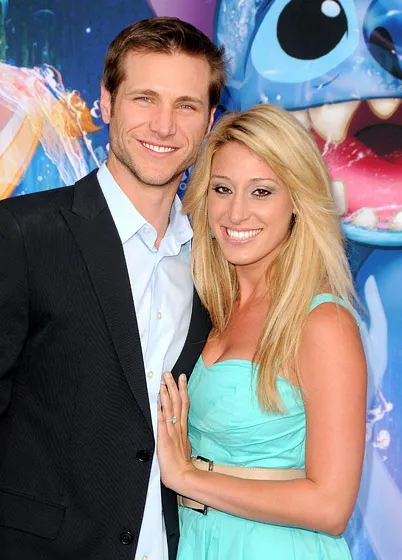 1322777358_jake pavelka vienna girardi lg