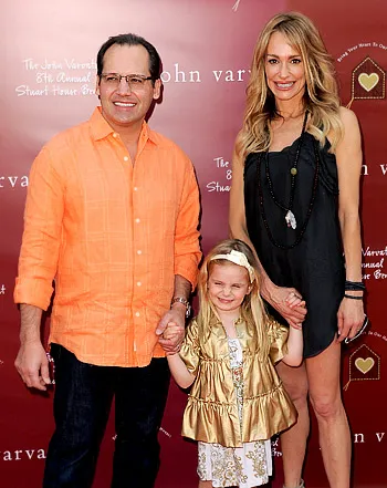 1323180465_russell taylor armstrong 350