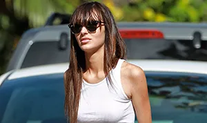 1323546065_ali lohan skinny_3