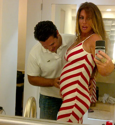 1325083007_rachel uchitel article