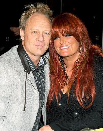 1325173344_wynonna judd cactus 441