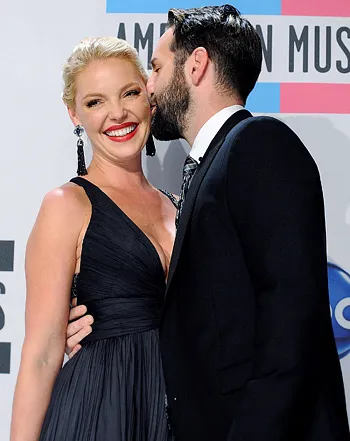 1327081674_katherine heigl josh kelley 441