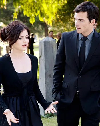 1327095163_lucy hale ian harding 441