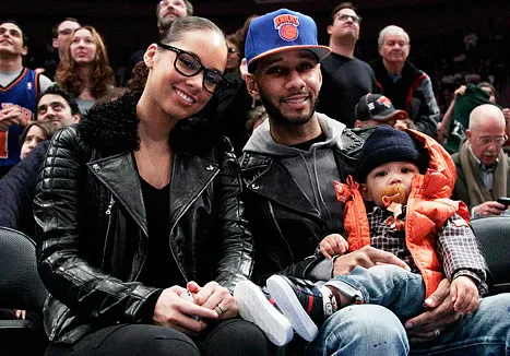 1327423789_alicia keys swizz beatz egypt lg