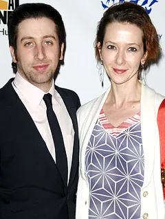 1327697416_simon helberg jocelyn towne lg