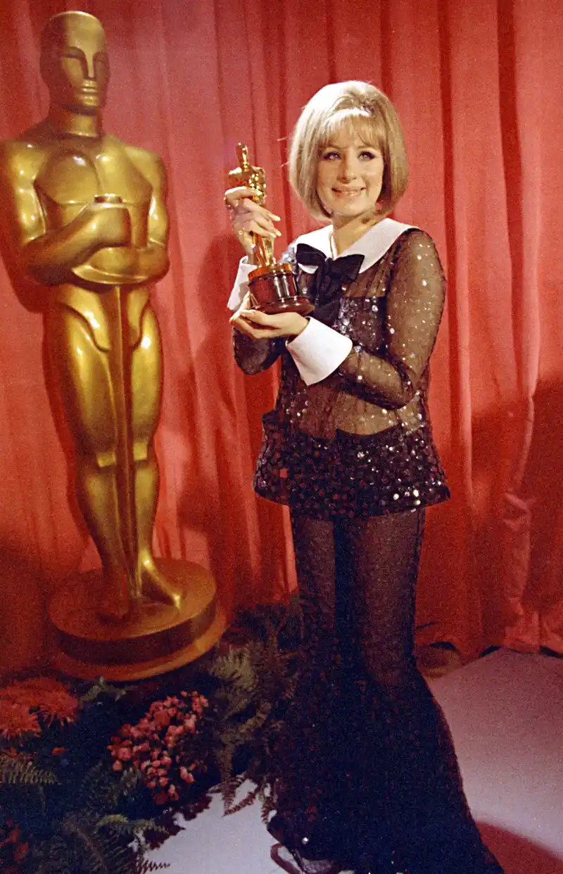 1330107484_barbra streisand zoom