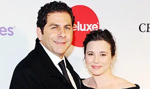 1331071119_linda cardellini steven rodriguez 178