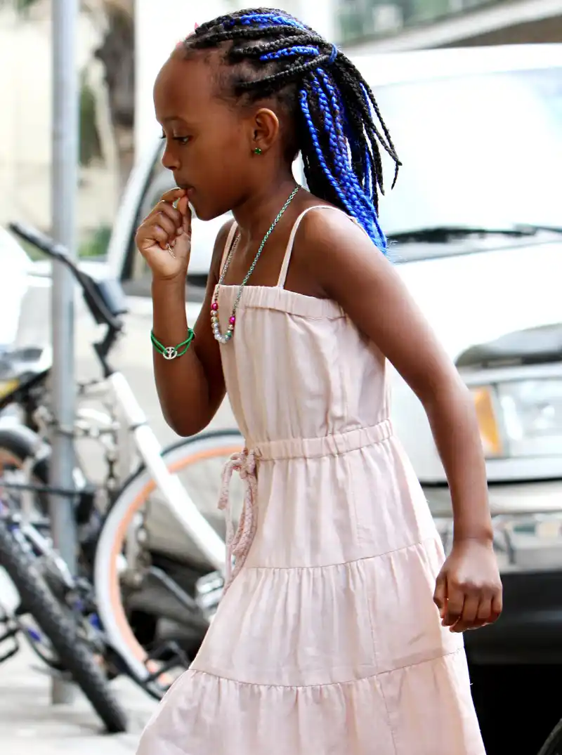 1331562235_zahara jolie pitt zoom