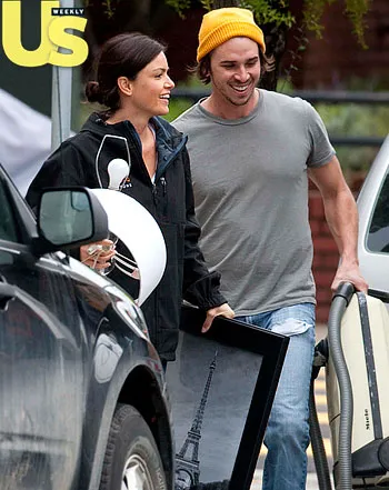 1332876881_courtney robertson ben flajnik 350