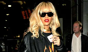 1332945006_rihanna 178