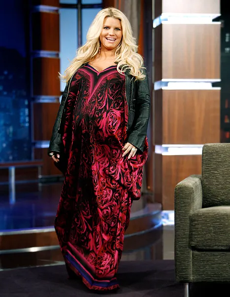 1333052993_jessica simpson article