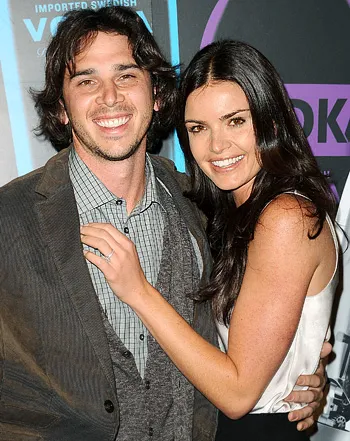 1333109943_ben flajnik courtney robertson 441