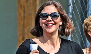 1333126263_maggie gyllenhaal 178