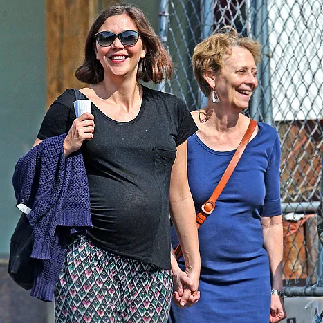 1333126263_maggie gyllenhaal article