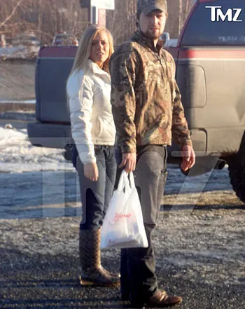 1333481764_levi johnston 3502