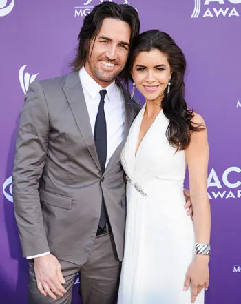1333901046_jake owen lacey buchanan v