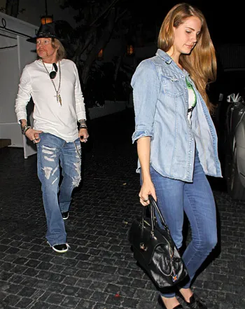 1333999654_lana del rey axl rose 441