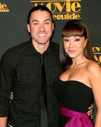 1334160145_ace young diana degarmo 441