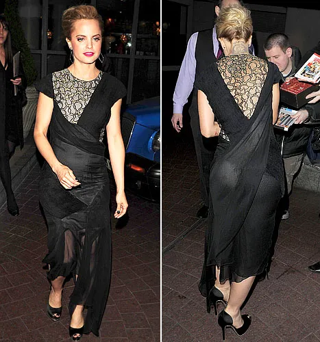 1334674709_mena suvari 467