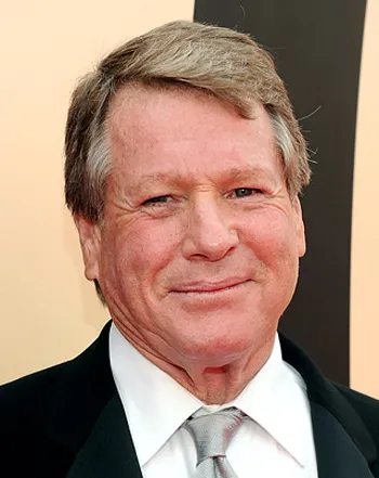 1334688924_ryan oneal 350