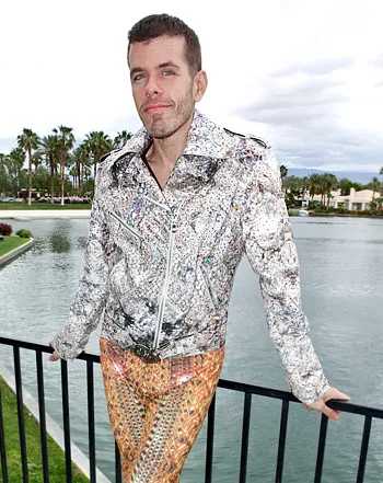 1334779186_perez hilton 441