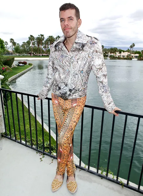 1334779186_perez hilton article