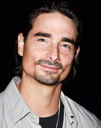 1335807307_kevin richardson 441