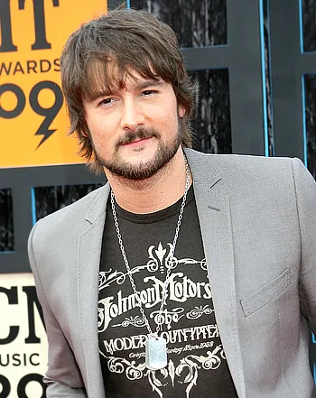 1335879910_eric church 441