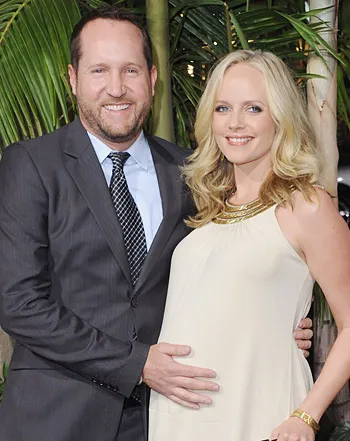 1335904373_marley shelton 350