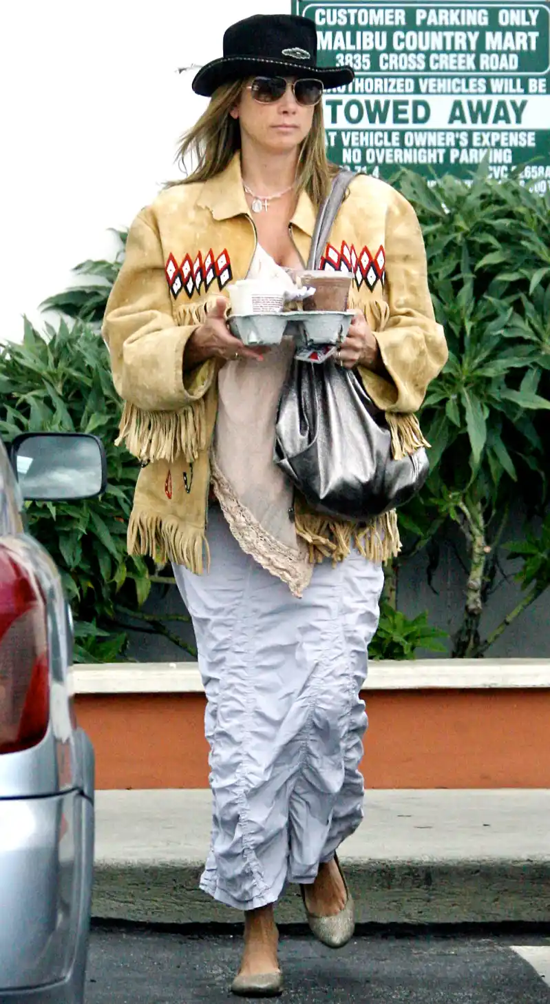 1335988769_mira sorvino zoom