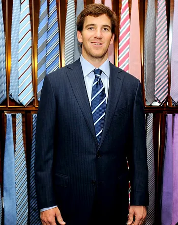 1336073450_eli manning 441