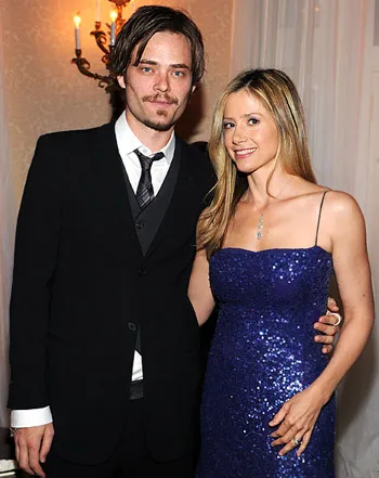 1336157332_chris bakus mira sorvino 350