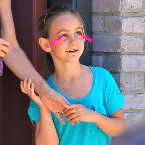 1338313477_coco arquette article