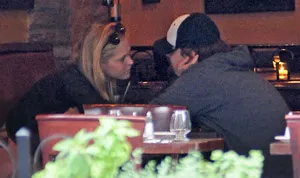 1339507703_erin heatherton leonardo dicaprio 178