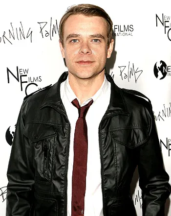 1340114533_nick stahl 350