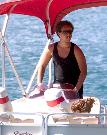 1342470411_connor cruise 441