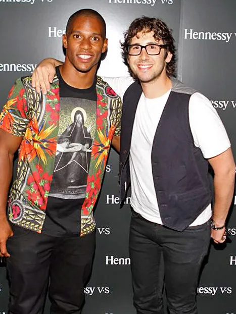 1342642095_1342639773_victorcruz joshgroban 467